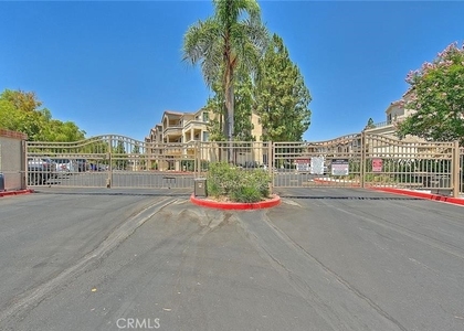 1020 Vista Del Cerro - Photo 1