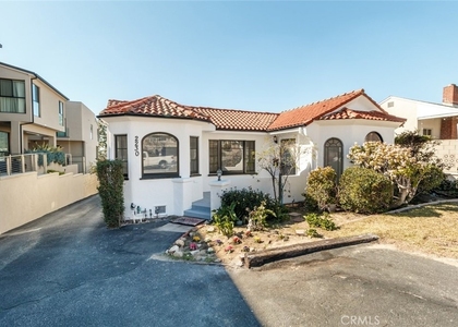 2230 Montrose Avenue - Photo 1