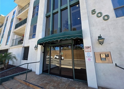 500 Jackson Place - Photo 1