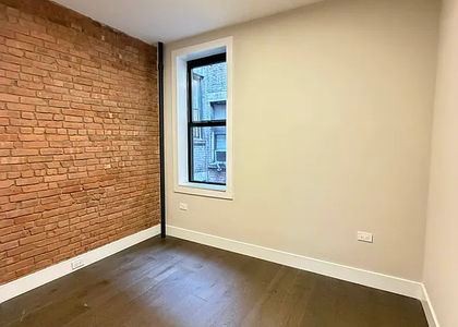336 West 17th Street - Photo 1