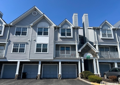207 Prestwick Way - Photo 1