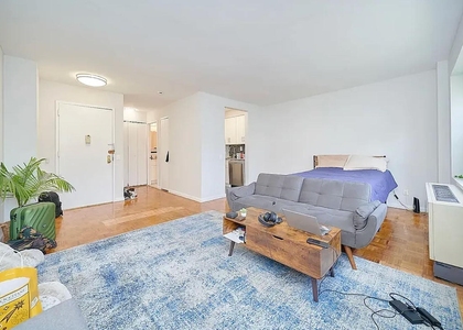 337 W 43rd Street - Photo 1
