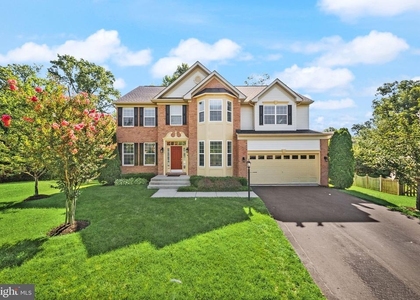 9405 Lomax Forest Drive - Photo 1