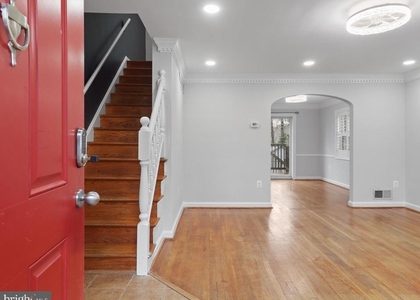 138 Cambridge Road - Photo 1