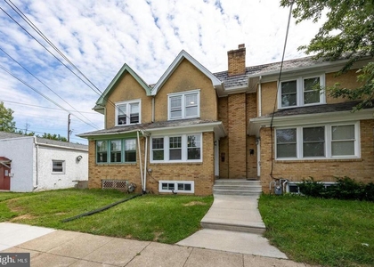 337 Stuart Avenue - Photo 1