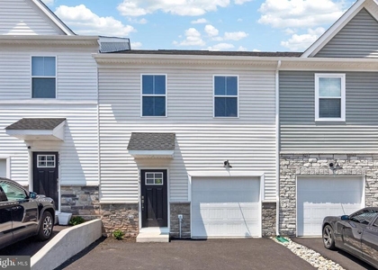 113 Abramo Victor Drive - Photo 1