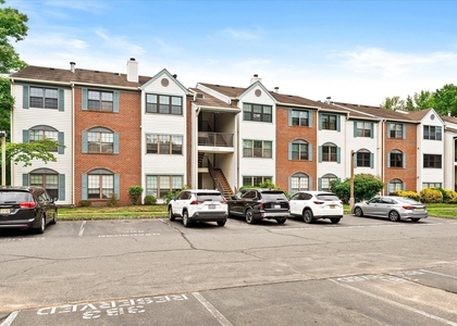 21 Chamberlin Court - Photo 1