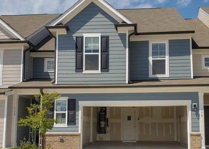 136 Eagleson Street - Photo 1