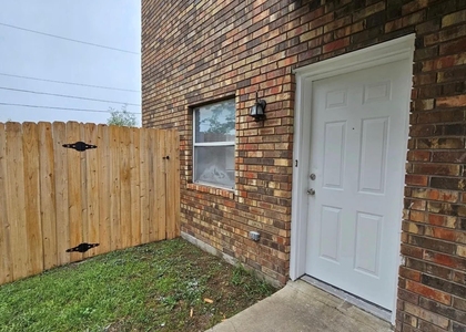 506 Alpine St - Photo 1