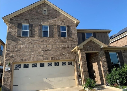 1405 Berlin Ln - Photo 1