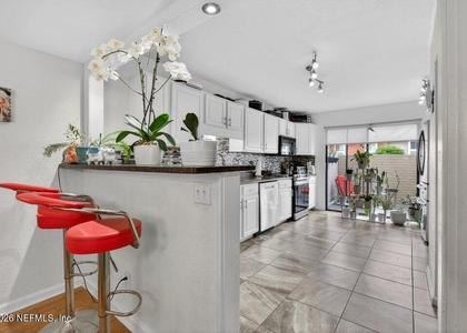 8880 Old Kings Road - Photo 1