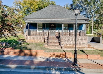 4615 S Lee Street - Photo 1