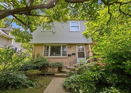 2490 Green Bay Road - Photo 1