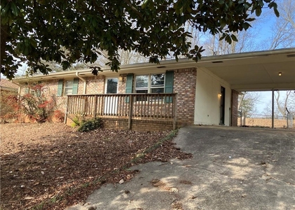 8475 Lee Road - Photo 1