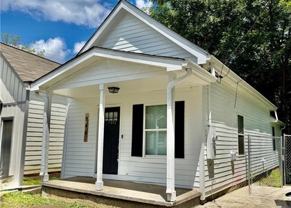 946 Hubbard Street Sw - Photo 1