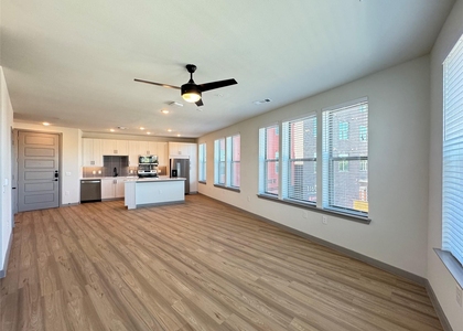 11604 Stonehollow Dr - Photo 1