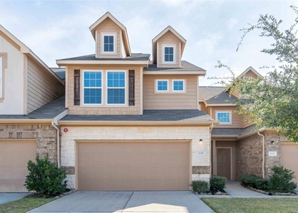 1135 Lexington Grove Drive - Photo 1
