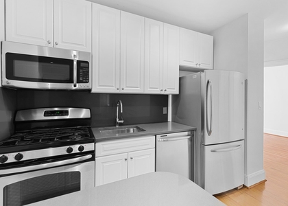 226 East 70th Street - Photo 1
