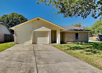 1618 Live Oak Hollow Street - Photo 1