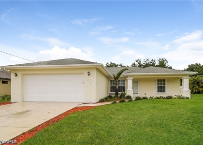 2914 46th Street Sw - Photo 1