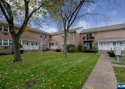 636 Godwin - Photo 1