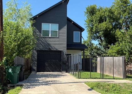 2417 Noble Street - Photo 1