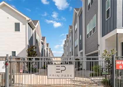 1013 Erin Street - Photo 1