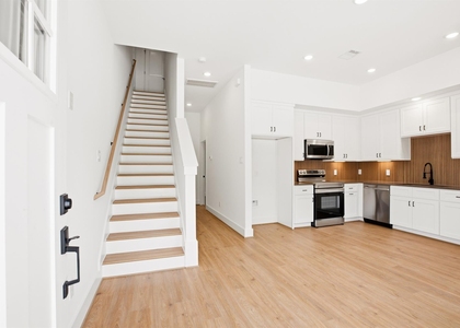 7841 Sunnyhill Street - Photo 1