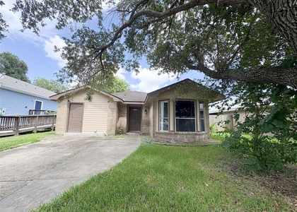 4503 Rattan Avenue - Photo 1