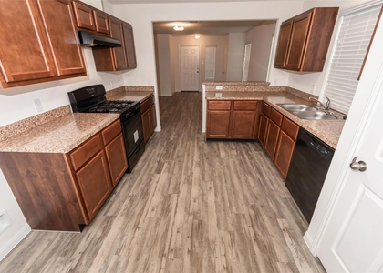 2822 Junction Drive - Photo 1