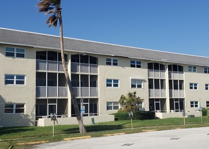 301 S Miramar Avenue - Photo 1