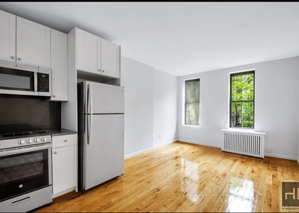 West 49 Street - Photo 1