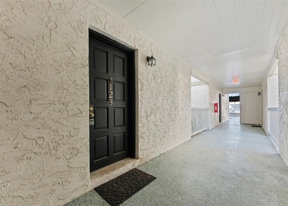 4611 W North B Street - Photo 1