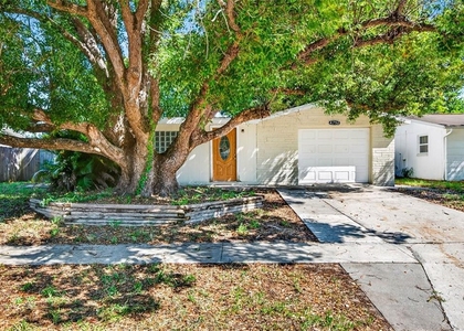 4752 Daphne Street - Photo 1