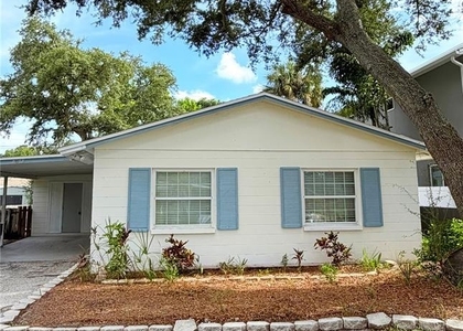 8068 23rd Avenue N - Photo 1