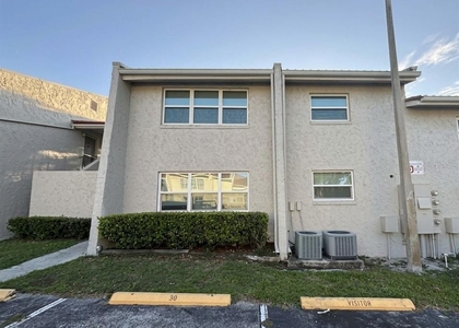 1103 Cypress Gardens Boulevard - Photo 1