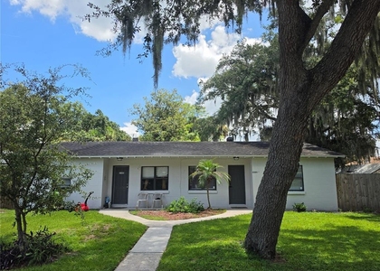 2205 1/2 S Park Avenue - Photo 1