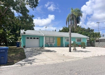 8218 43rd Avenue W - Photo 1