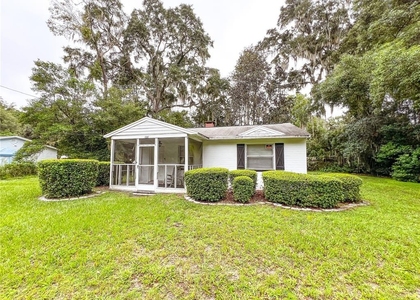 626 Nw 31st Place - Photo 1