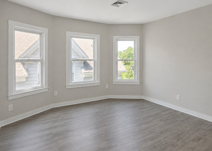187 Hart Street - Photo 1