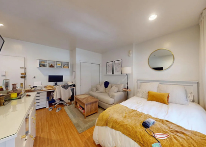 170 West 25th Street - Photo 1