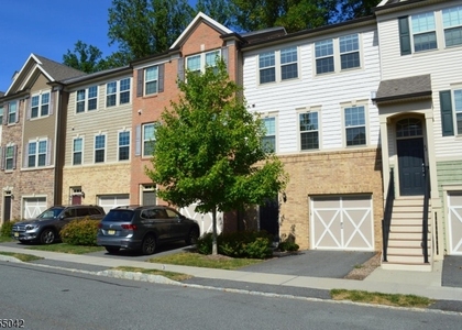 80 Albert Ct - Photo 1