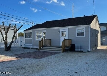 112 Kerr Avenue - Photo 1