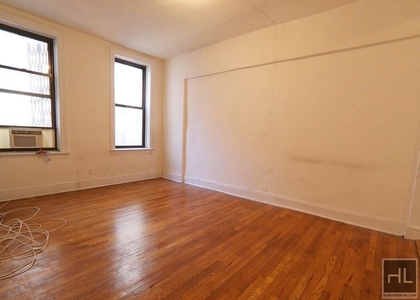 3 Avenue - Photo 1