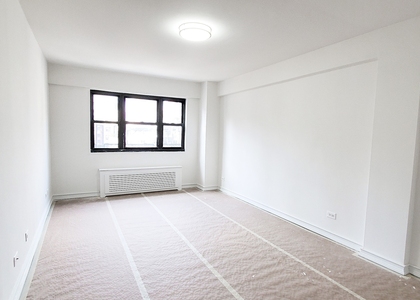 East 35 Street - Photo 1