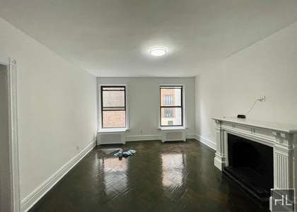 East 80th Street - Photo 1