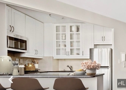 Second Avenue - Photo 1