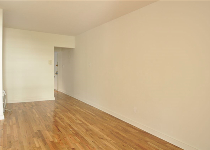 West 49 Street - Photo 1