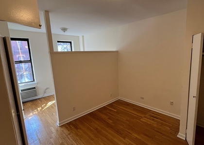 West 56 Street - Photo 1