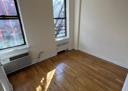 West 56 Street - Photo 1